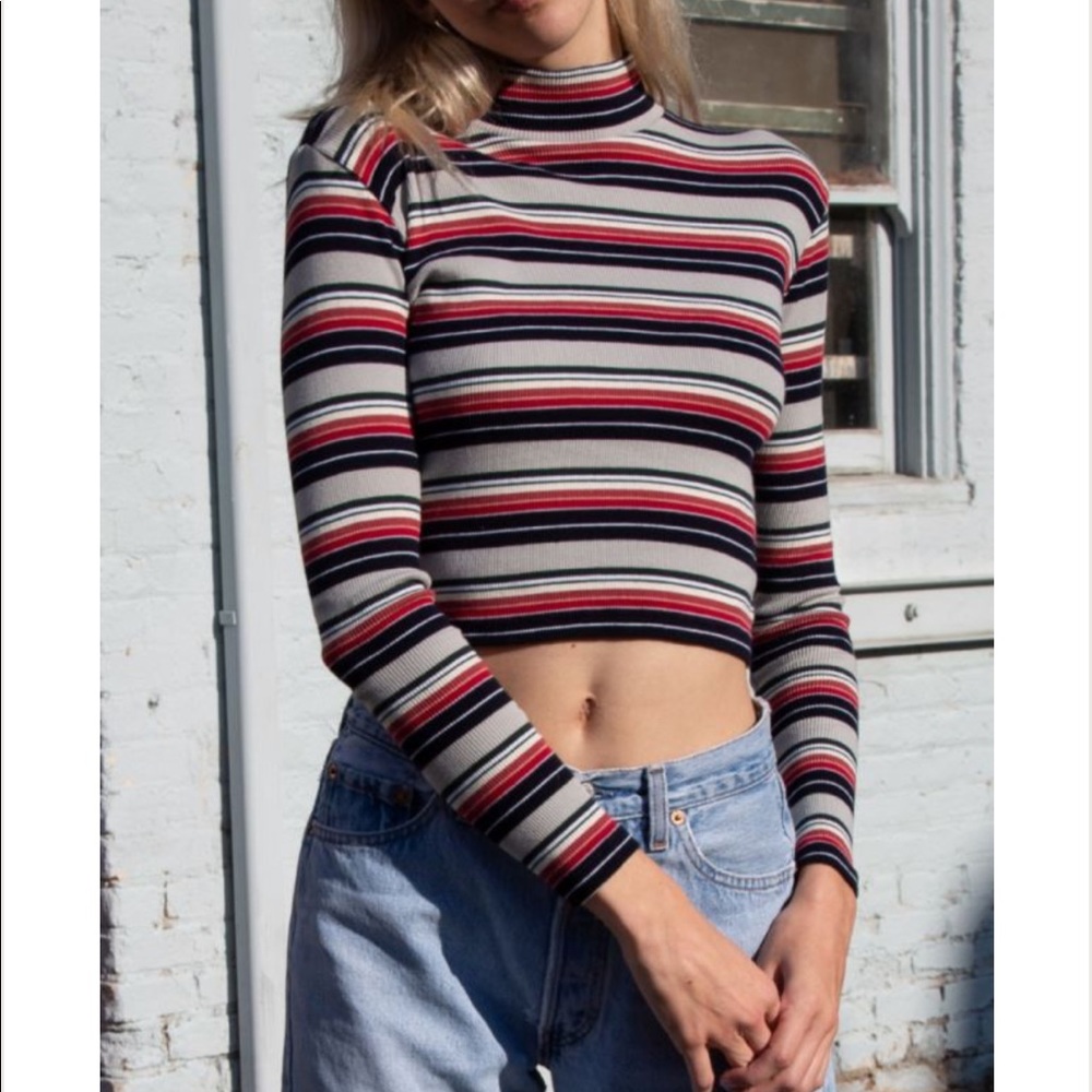 Brandy Melville Daniela turtleneck top